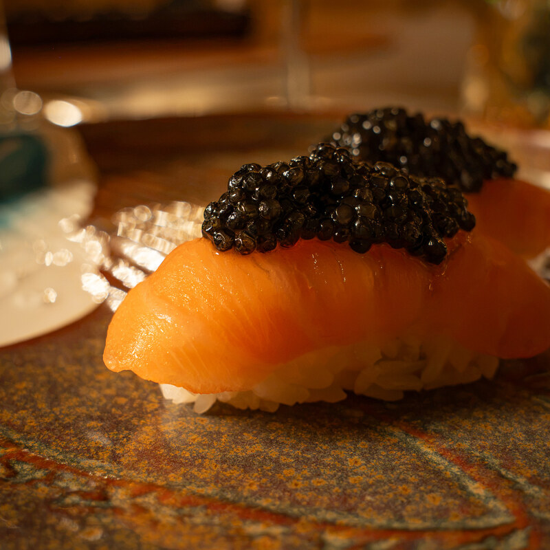 Salmon nigiri with caviar